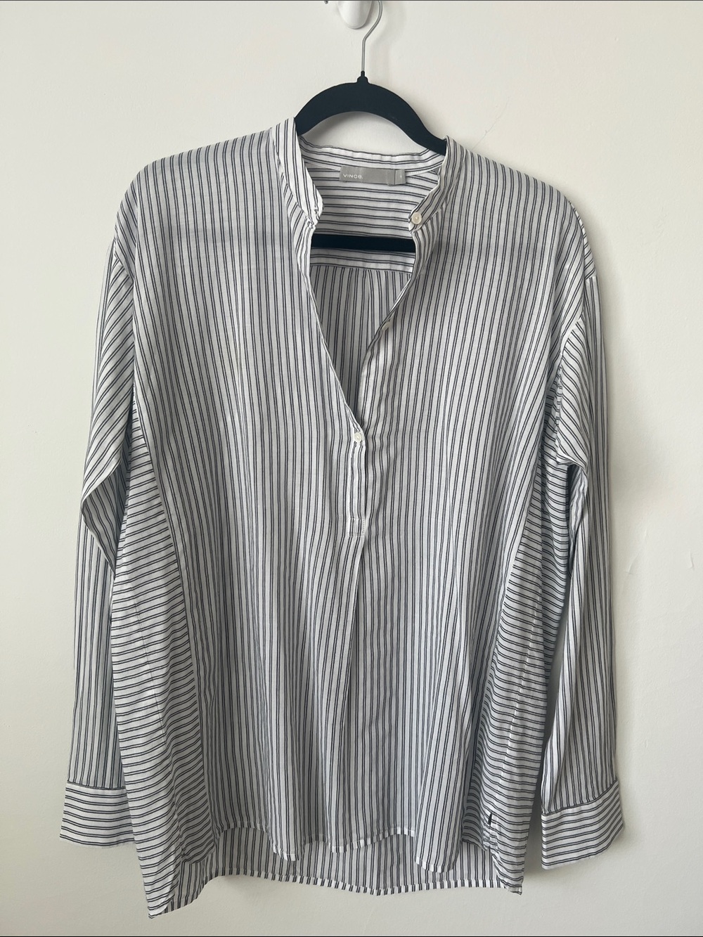 Vince Blouse - Gray & White size M